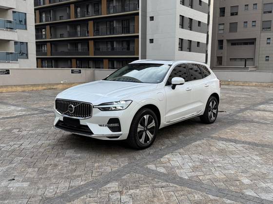 VOLVO XC60 2.0 T8 RECHARGE PLUS AWD GEARTRONIC